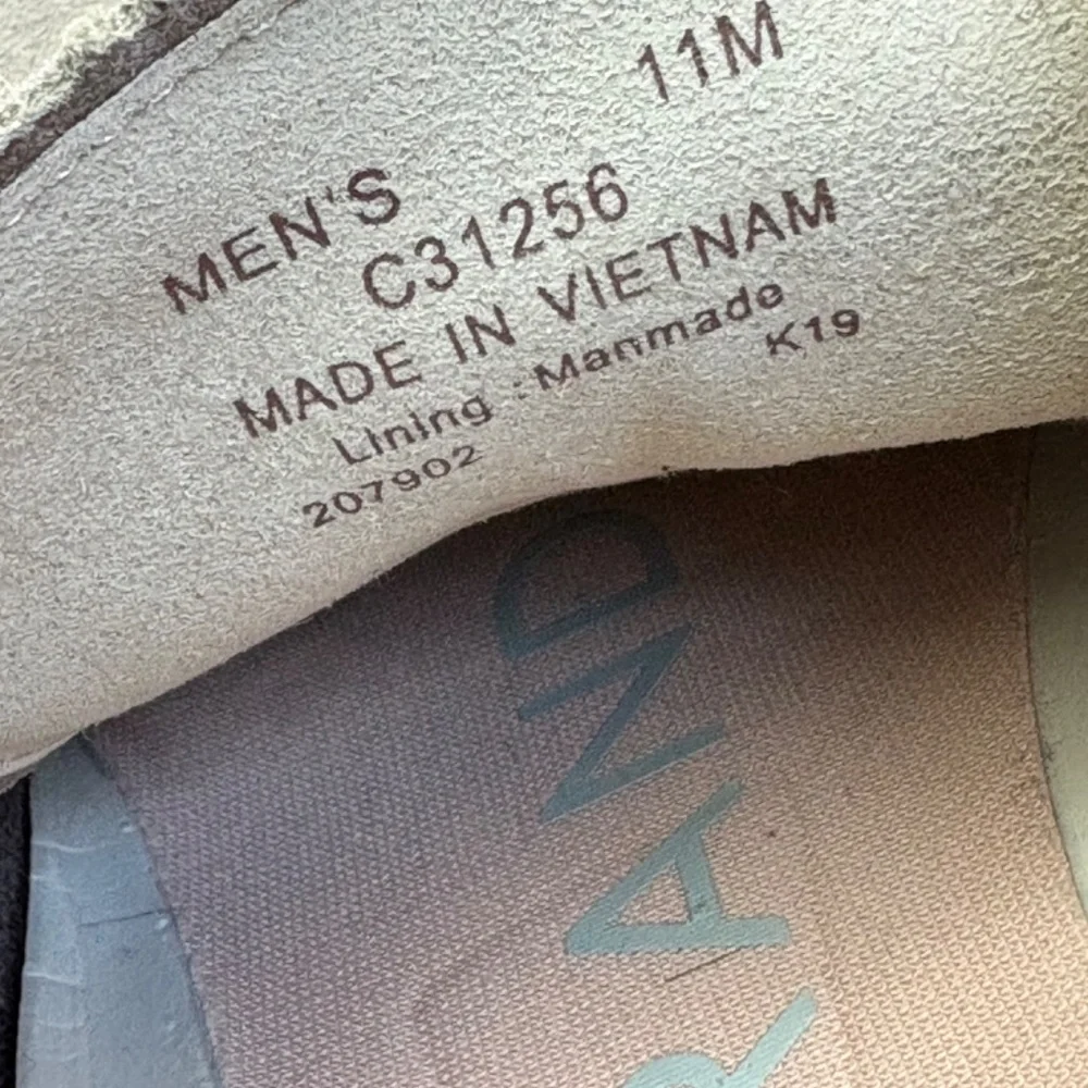 COLE HAAN Zerogrand Stitch Out Oxford gray suede 11M
